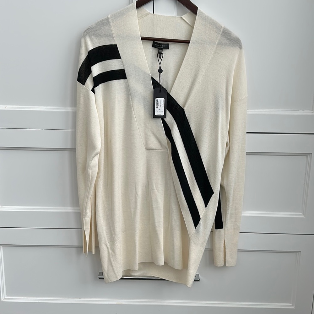Never been worn off white Rag & Bone Grace V-neck